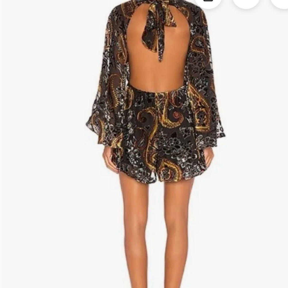 Open back Velvet paisley romper - Picture 2 of 10